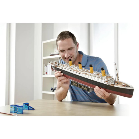 Revell Gift Set/ Hediye Seti 100 Years Titanic