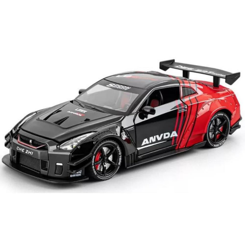 Nissan GTR 1:24 Ölçek Model Araba