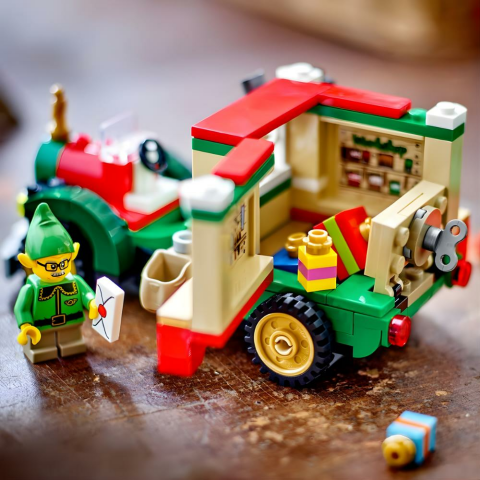 40746 LEGO® Iconic Noel Baba’nın Dağıtım Kamyonu
