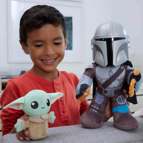 Star Wars Mandalorian Sesli Pelüş Figür HNT52
