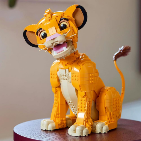 LEGO® ǀ Disney Genç Aslan Kral Simba Yapım Seti 43247