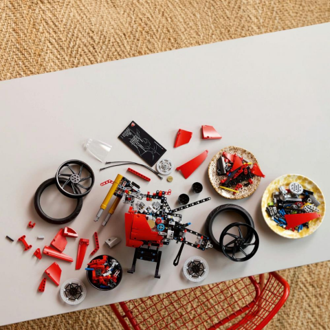 LEGO® S Motosiklet Modeli Yapım Seti 42202