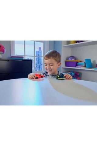 Batwheels™ Işıklı Yarışçılar Oyuncak Arabaları