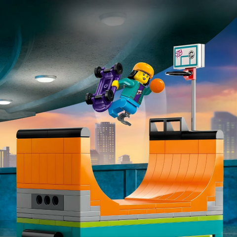 LEGO City Sokak Kaykay Parkı 60364 - 6 Yaş ve Üzeri Paten Meraklısı Çocuklar için Yaratıcı Oyuncak Yapım Seti (454 Parça)
