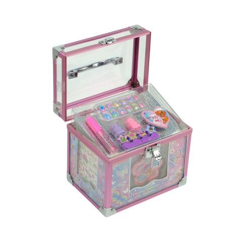 Carrying Fashion Vanity