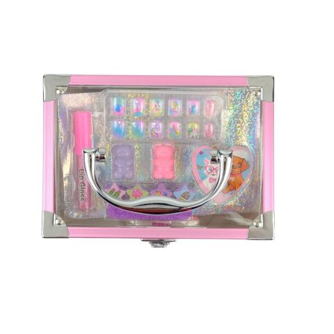 Carrying Fashion Vanity