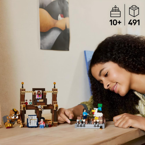 LEGO® Orman Malikanesi Dövüş Ringi 21272