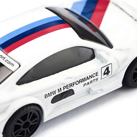 BMW M4 Racing 2016