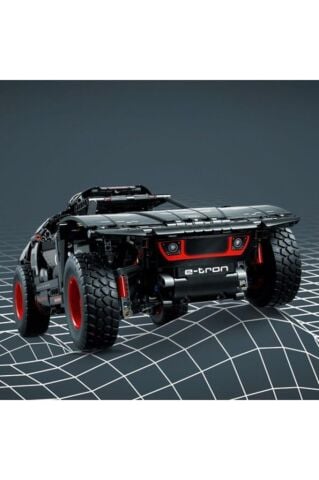 LEGO Technic 42160 Audi Rs Q E-tron (914 Parça)