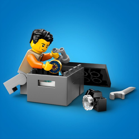 LEGO® City 4x4 Arazi Dağ Arabası Macera Oyuncağı 60447
