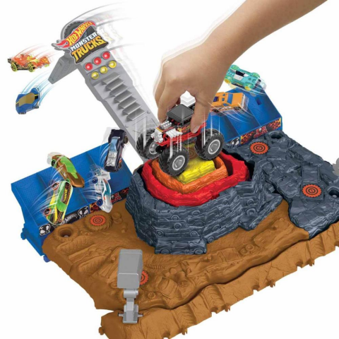 HOT WHEELS Monster Trucks Muhteşem Çarpışma Arenası Oyun Seti HNB96