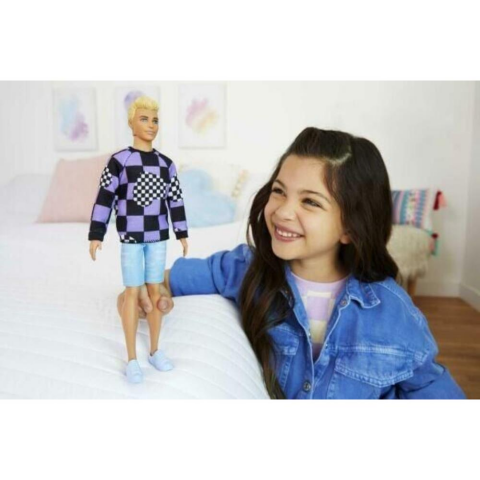 Barbie Yakışıklı Ken Bebekler DWK44